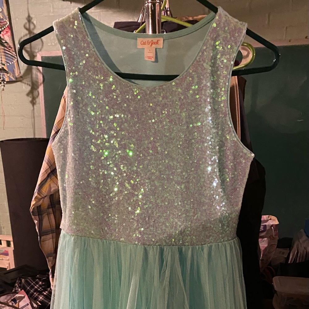 Girls dress